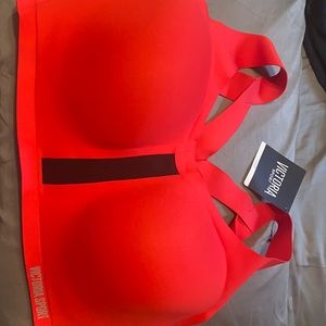NWT Victoria’s Secret Angel Max Sports Bra